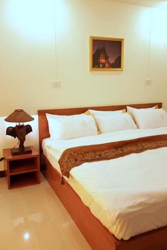 Rafael Hotel And Mansion Bangkok - Sha Extra Plus Certified Eksteriør billede