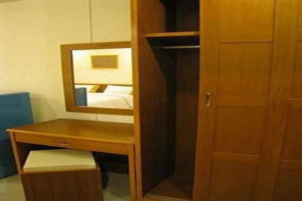Rafael Hotel And Mansion Bangkok - Sha Extra Plus Certified Eksteriør billede